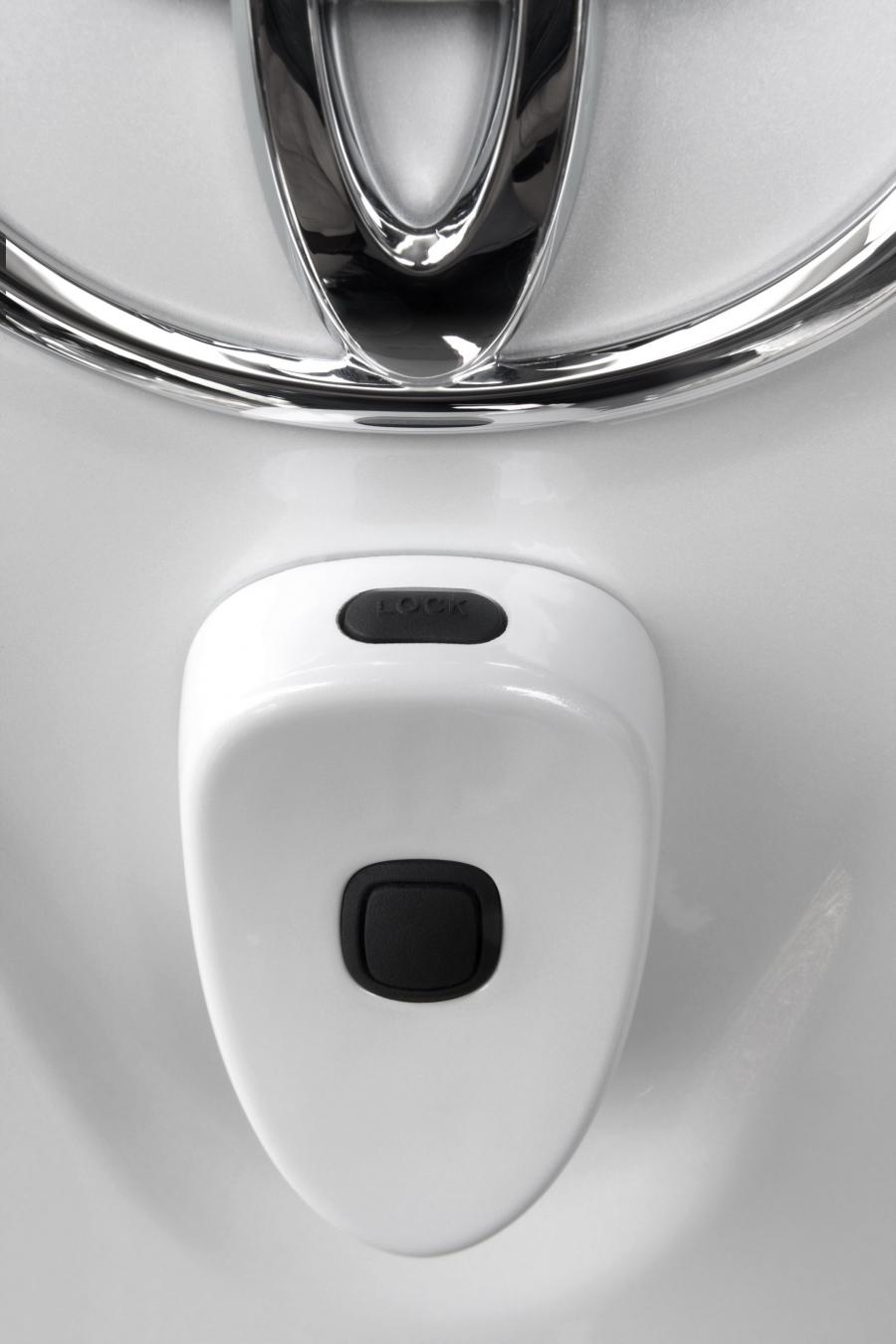  Toyota iQ 2008 года  (фото 142 из 225)